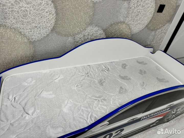 Кровать с матрасом бу