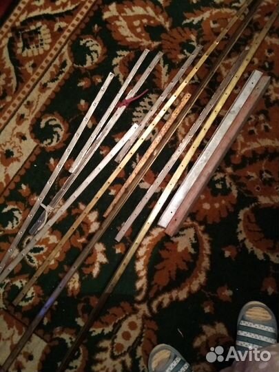 Петли мебельные рояльные