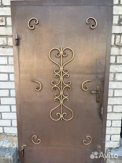 Металлическая дверь бу