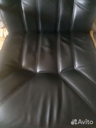 Компьютерное кресло