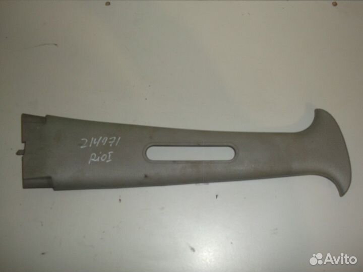 Обшивка стойки центральной правой верхней