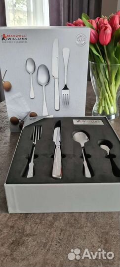 Набор столовых приборов на 4 персоны