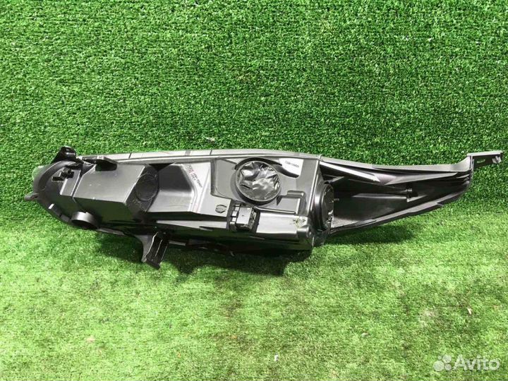 Фара Fiesta (13) R б\у все крепления целые