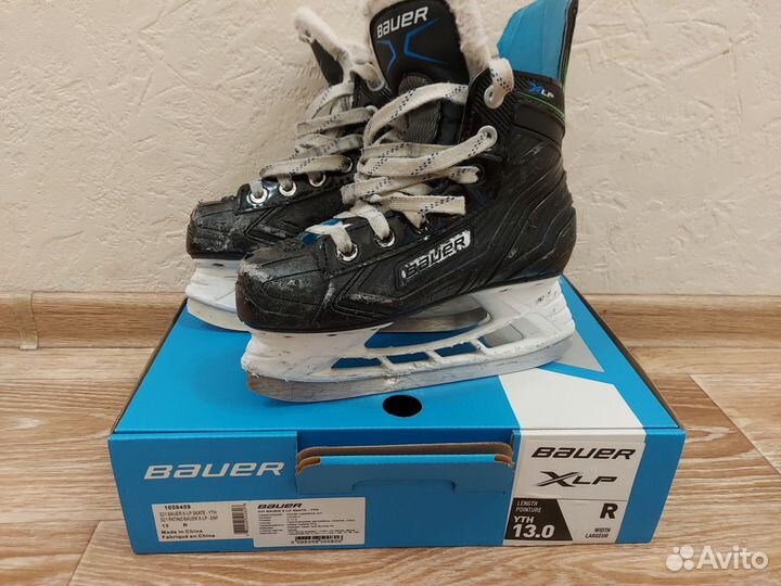 Хоккейные коньки bauer