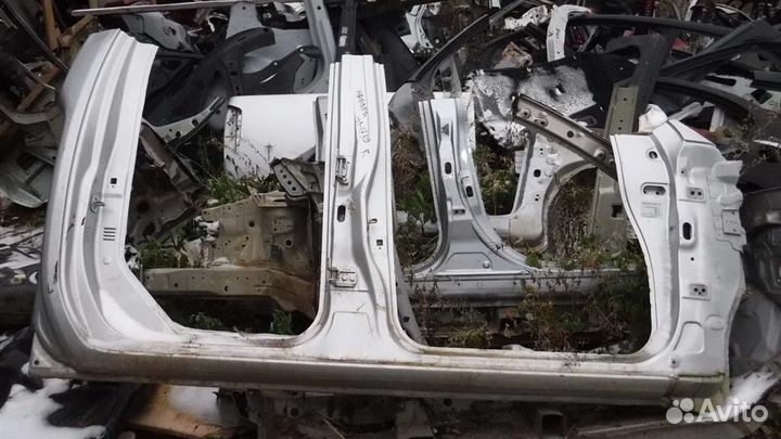 Кузовной элемент Nissan Navara (D40) 2004-2015