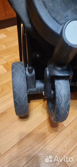 Коляска yoya plus max