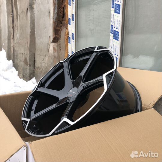 Диски Giovanna Dalar R22 Dodge Challenger Charger