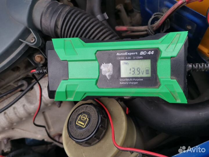 Автомобильное Зарядное Устройство акб 12V