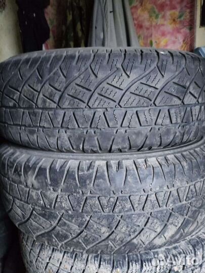 Michelin Latitude Cross 215/65 R16 98T