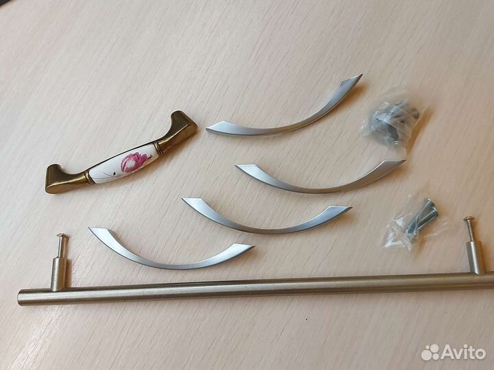 Мебельные ручки новые