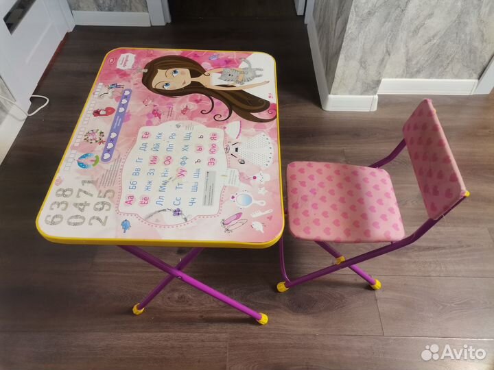 Детский столик и стул