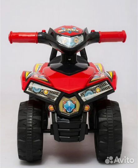 Машинка-каталка квадроцикл