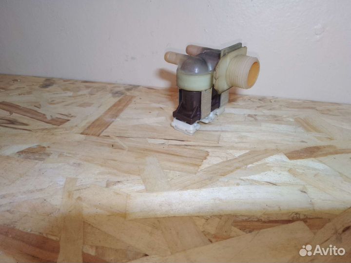 Клапан подачи воды для стиральной машины