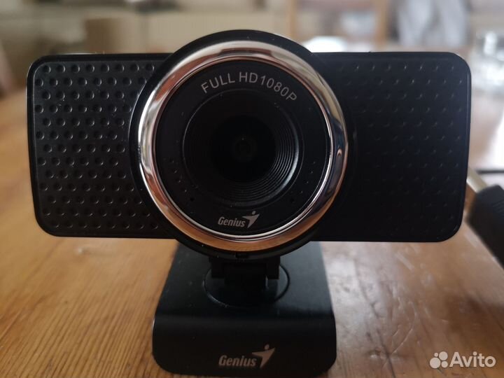 Веб-камера Genius