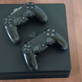 Sony PS4 slim