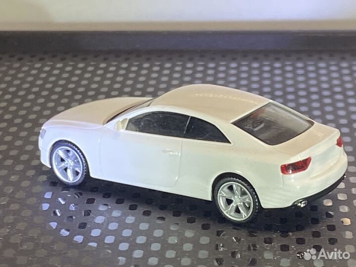 Audi A 5 железнодорожная модель 1:87