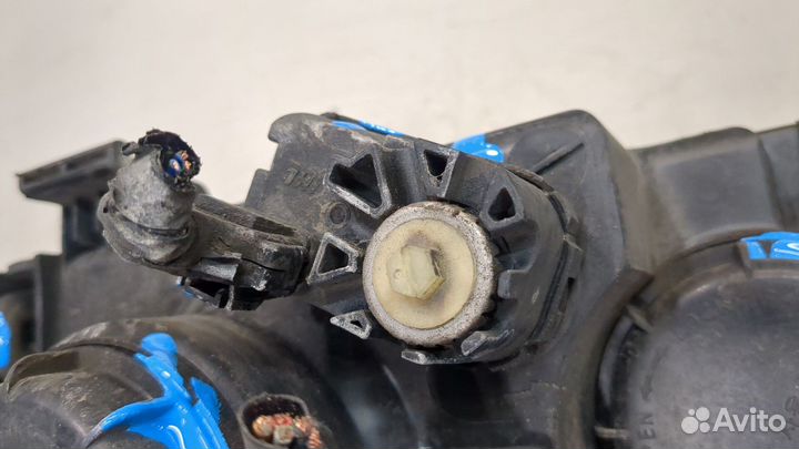 Фара (передняя) правая Hyundai Matrix