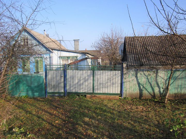 Дом 33,5 м² на участке 8 сот.