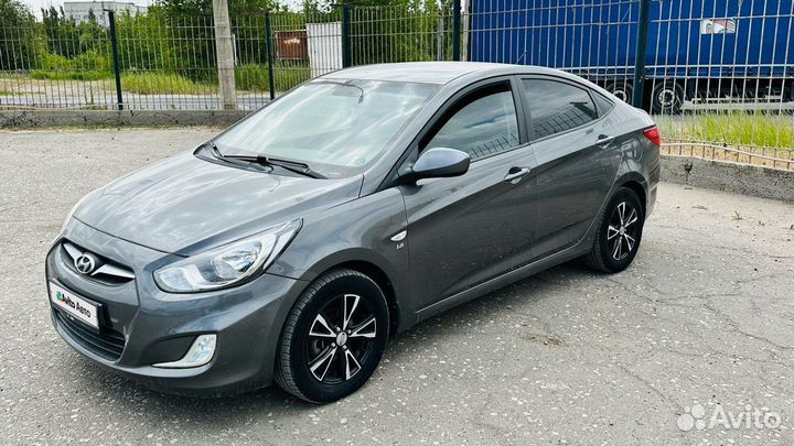 Hyundai Solaris 1.6 AT, 2012, 209 203 км