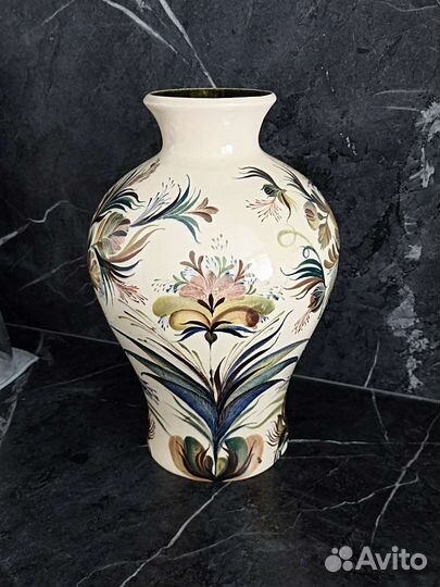 Ваза керамическая