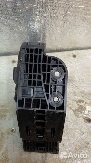 Педаль газа W205/S205/W213