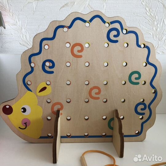 Развивающие игрушки Монтессори деревянные