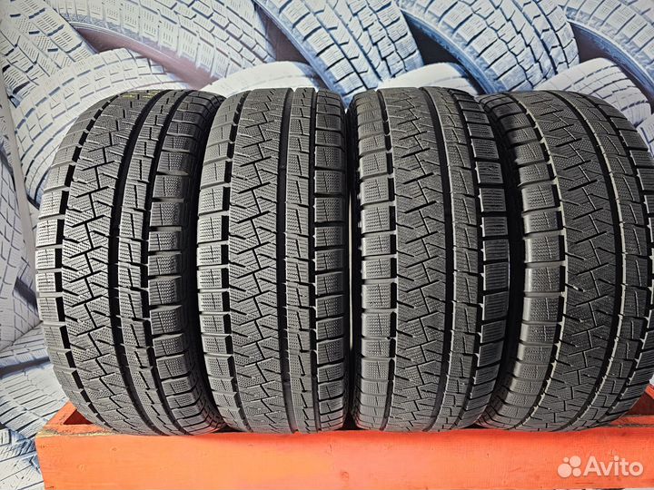 Pirelli Ice Asimmetrico 225/65 R17