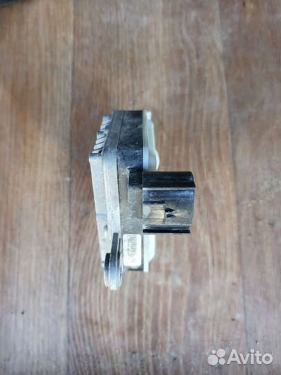 Блок управления вентилятором радиатора Genesis G80