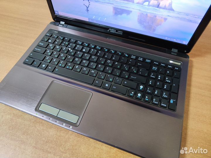 Ноутбук бу Asus с мощным процессором / i7 / ssd
