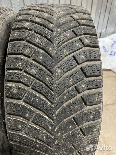 Michelin X-Ice North 4 225/50 R17 98