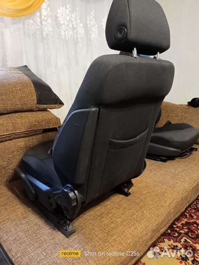 Сиденья opel astra h 5d