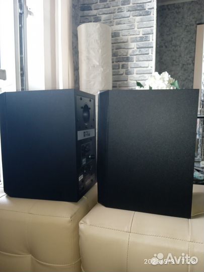 JBL 305P mkii Колонки(мониторы)