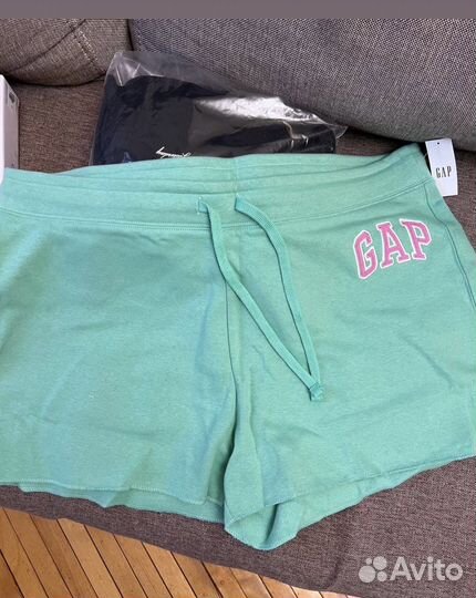Шорты женские GAP