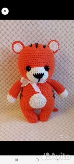 Тигр вязаный символ года