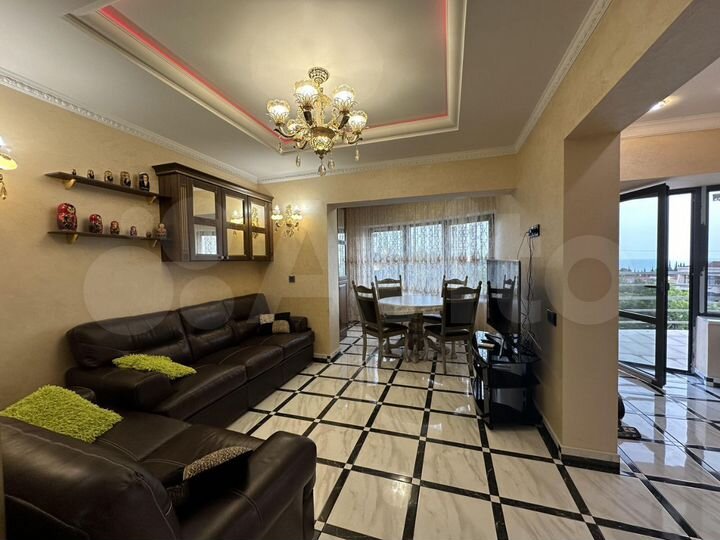 3-к. квартира, 98 м², 7/28 эт.