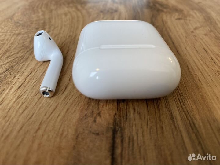 AirPods 2