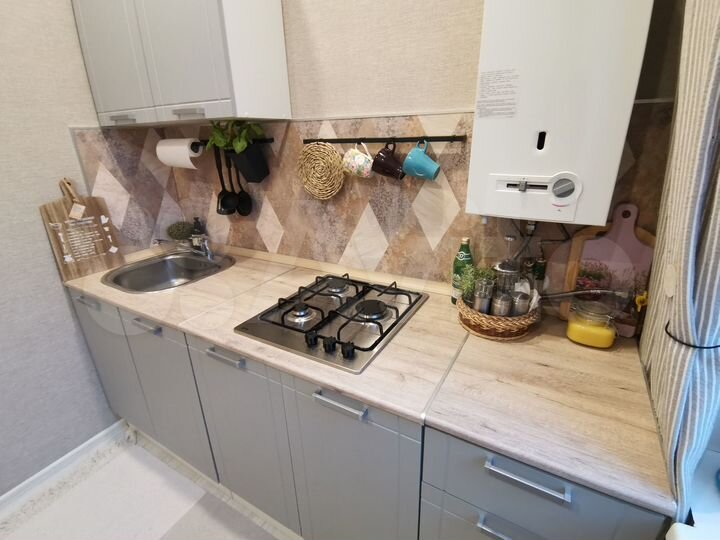 2-к. квартира, 43 м², 2/5 эт.