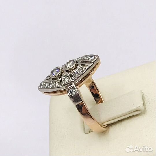 Золотое кольцо с бриллиантами