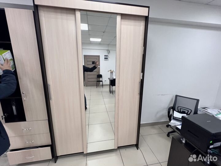 Шкаф купе 3 двери