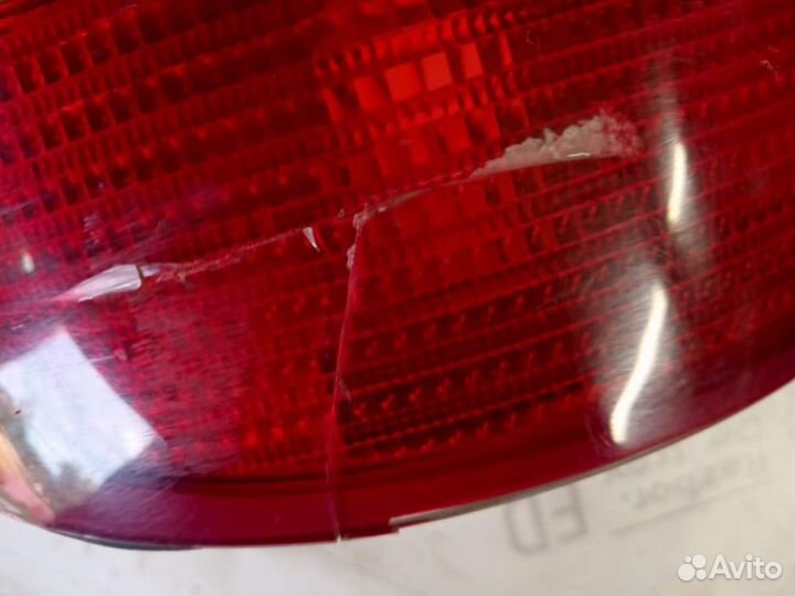 Фонарь задний левый Ford Mondeo FD 1993