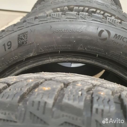 Michelin X-Ice North 4 SUV 235/55 R19