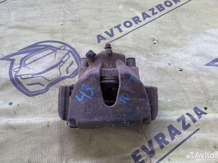 Суппорт передний правый chevrolet viva