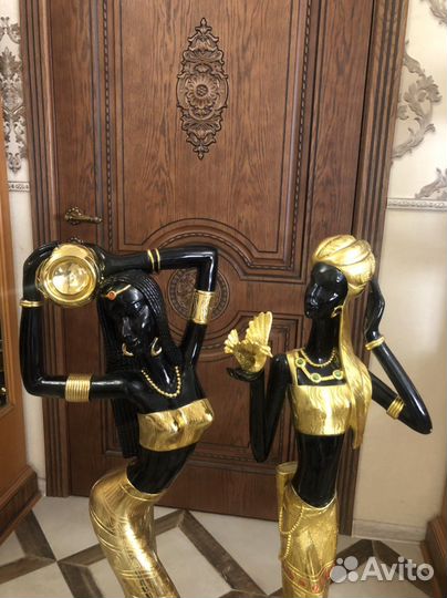 Статуя девушки 1.10