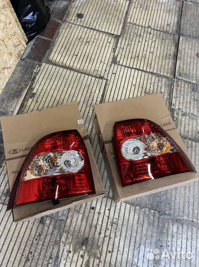 Фары заднии на приору