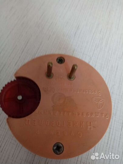 Товары для интерьера и керамическая плитка