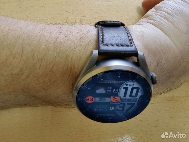 Смарт часы huawei watch 3 pro