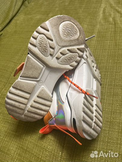 Кроссовки женские 36 размер