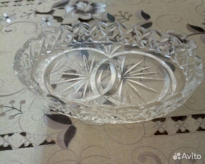 Хрустальная ваза