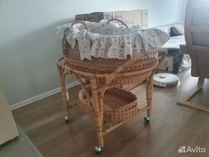 Люлька колыбель плетеная из лозы