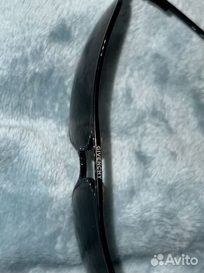 Солнцезащитные очки givenchy